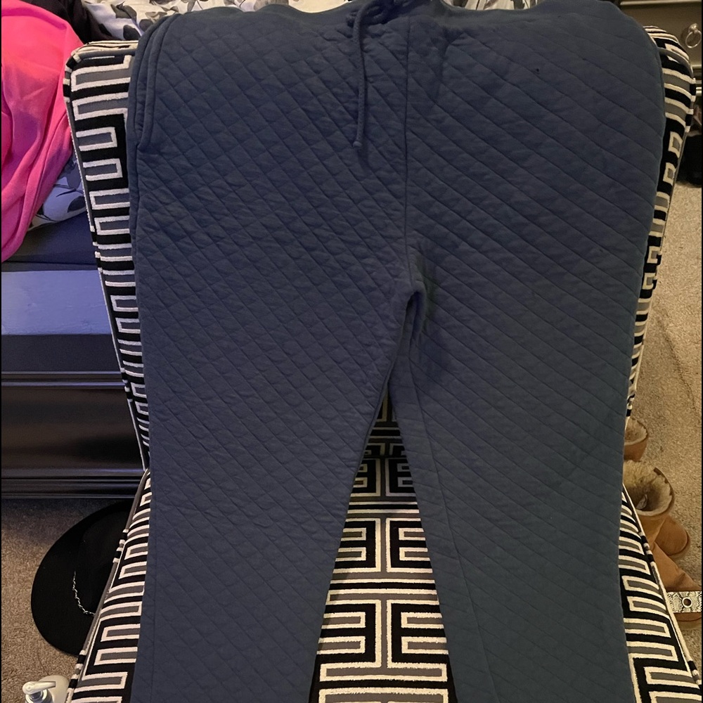 Red camel knit sweat pants